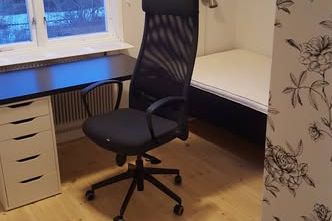 Möblerat rum i Hovslätt nära Jönköping